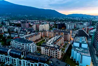 Четиристаен апартамент с гледка към Витоша в Кръстова вада