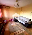 Многостаен апартамент в Хасково, Училищни