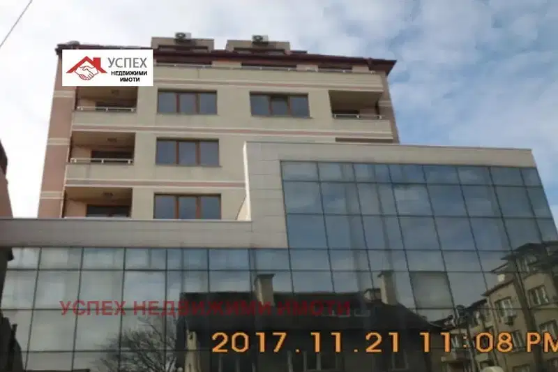 Office in Sofiya, Centyr