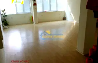 Офис във Велико Търново, Център