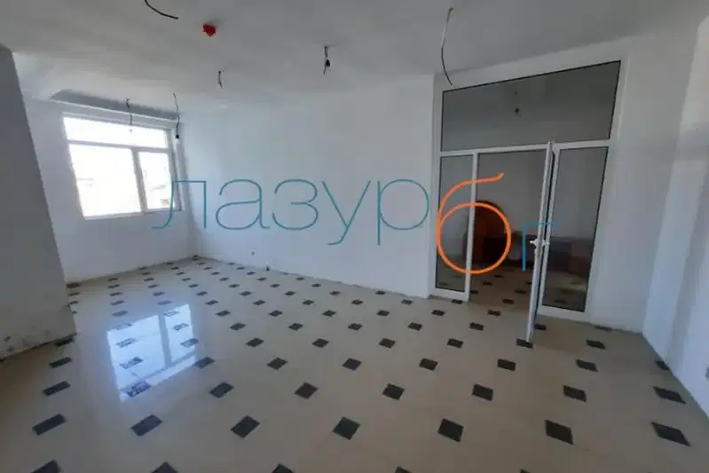 Офис в Бургас, Център