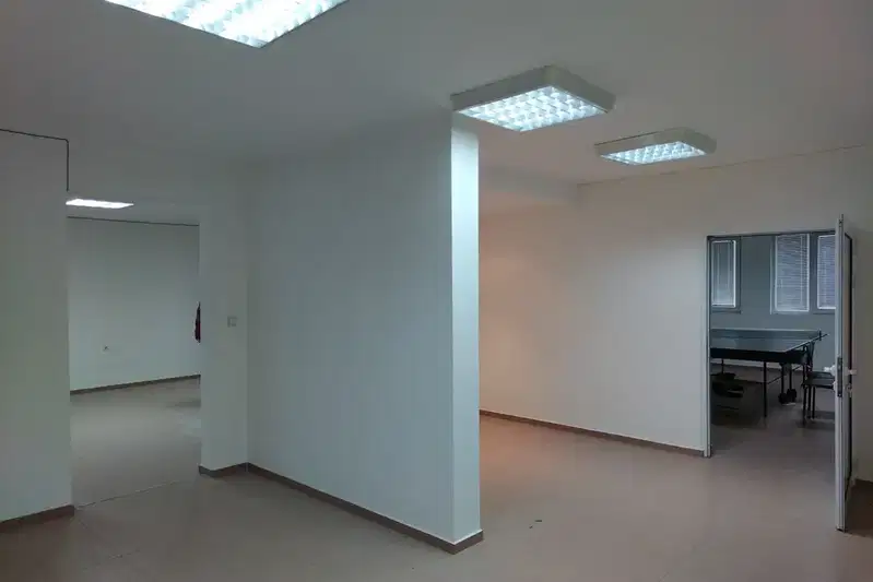 Office in Pernik, Iztok