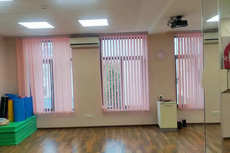 Офис в Пловдив, Младежки Хълм