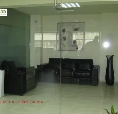 Снимка 4 — Офис във Варна, Операта