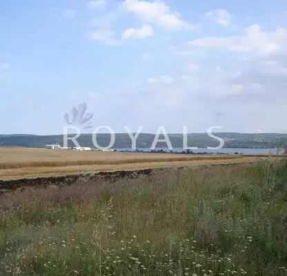 Photo 2 — Plot in Topoli