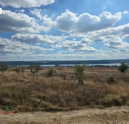 Photo 2 — Plot in Topoli