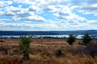Парцел в с. Тополи
