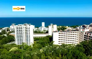 Парцел в к.к. Златни пясъци