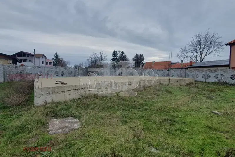 Plot in Kamenar