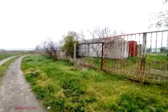 Парцел в с. Тополи