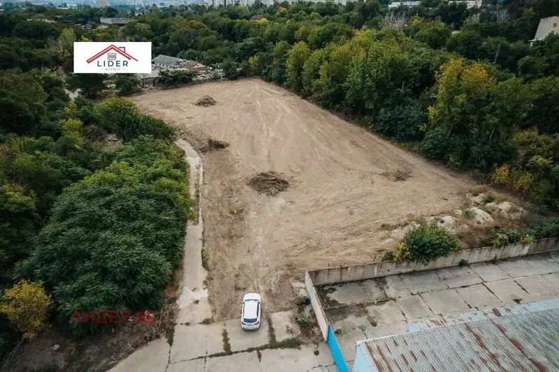 Plot in Pleven, Industrialna Zona - Zapad
