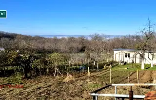 Парцел във Варна, м-т Боровец - север