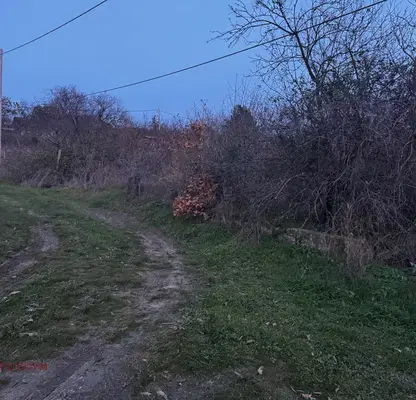 Снимка 2 — Парцел във Варна, м-т Боровец - юг