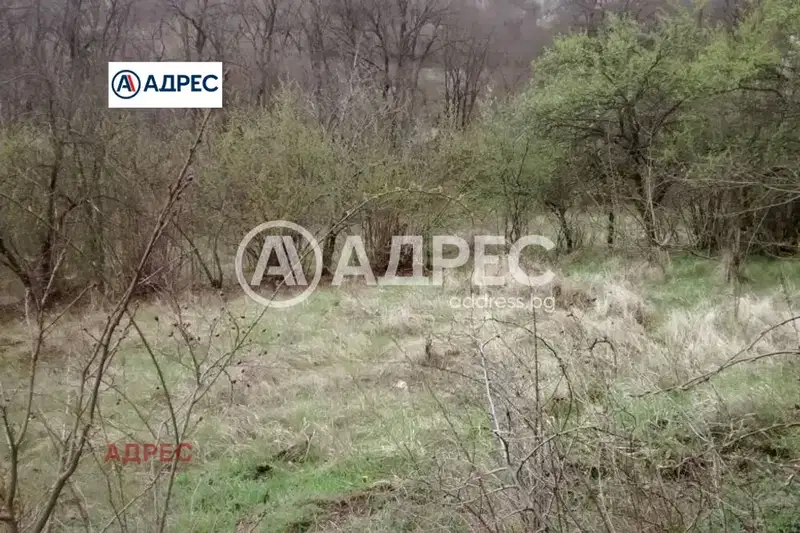 Парцел във Варна, м-т Боровец - юг