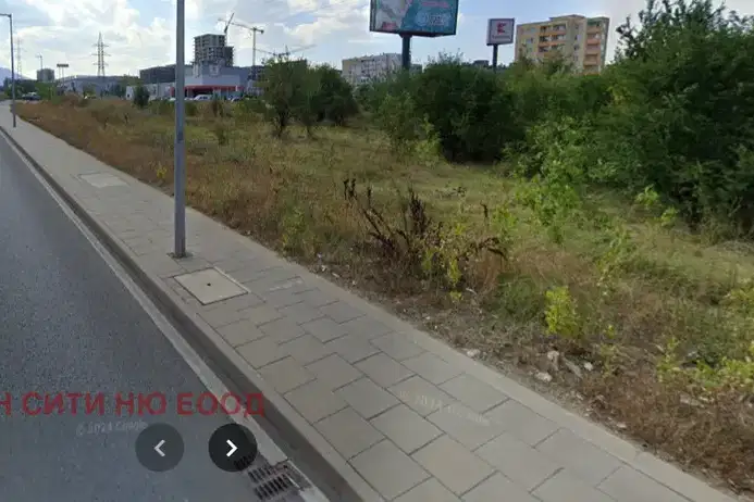 Парцел в София, Младост 4