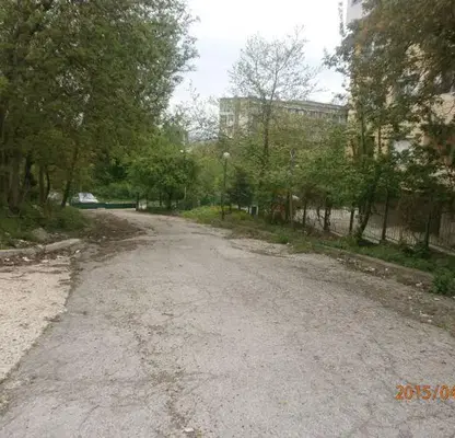 Снимка 4 — Парцел в Ловеч, Младост