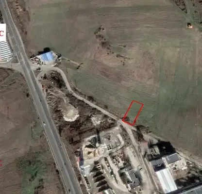 Photo 2 — Plot in Kyrdjali, Promishlena Zona - Yug