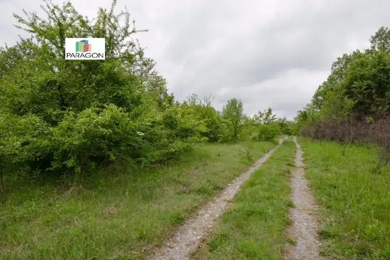 Plot in Gabrovo, Sirmani