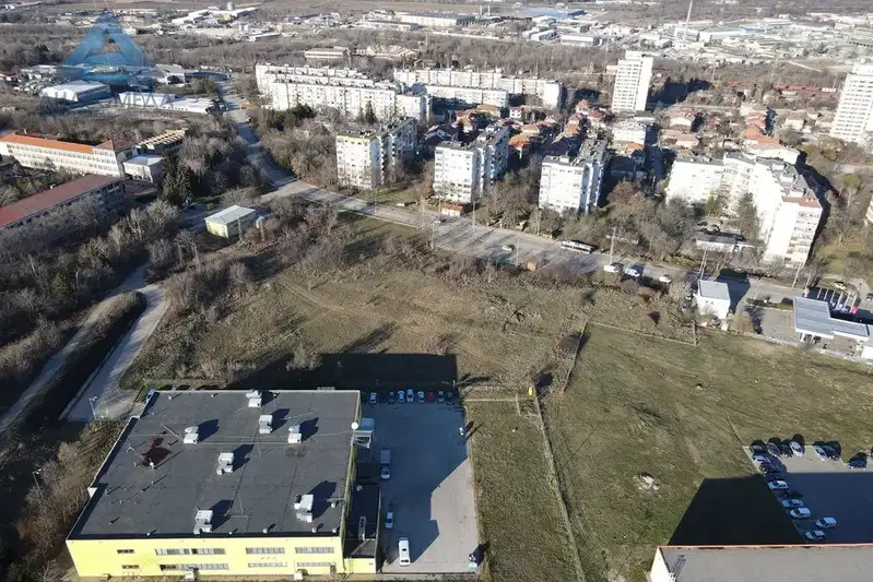 Парцел в Плевен, Сторгозия