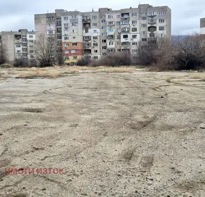 Photo 3 — Plot in Pernik, Teva