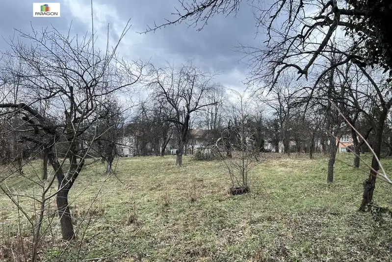 Парцел в Габрово, Тлъчници