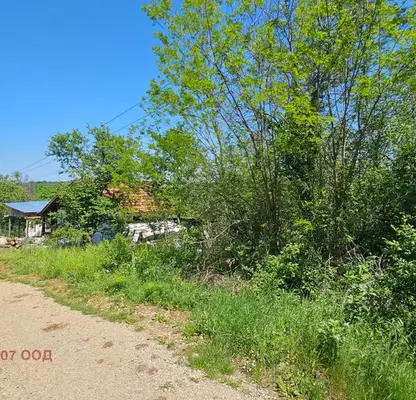 Снимка 3 — Парцел в Ловеч, в.з. Синан тепе