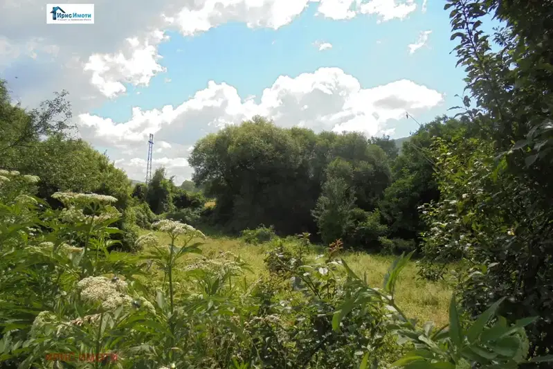 Plot in Pernik, s. Zhablyano
