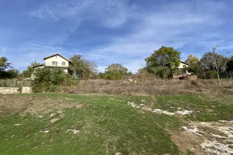 Парцел в Русе, с. Красен