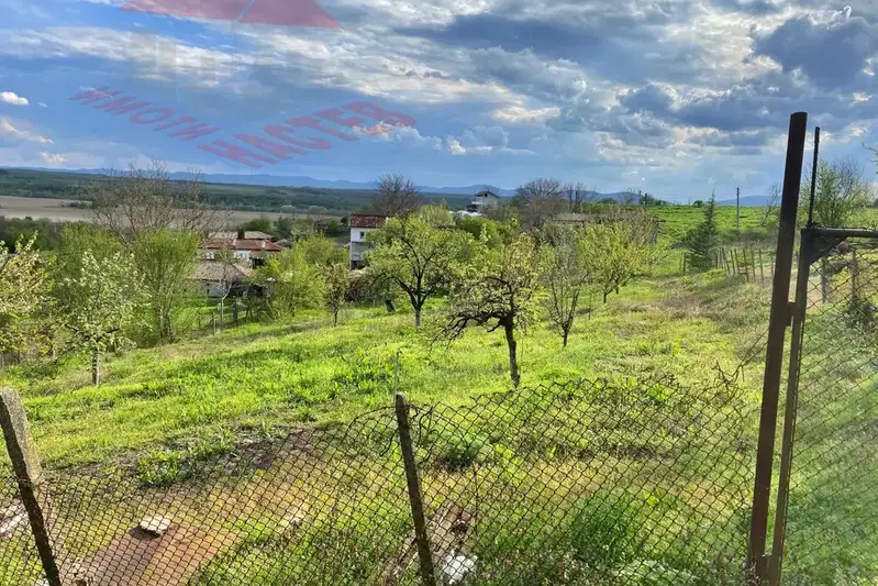 Plot in Oblast Shumen, Marash