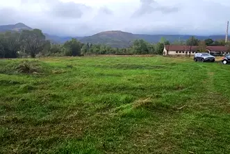 Парцел в София, Златица
