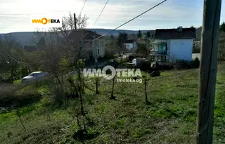 Парцел във Варна, с. Долище