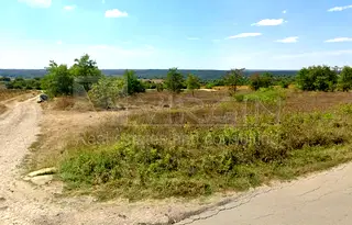 Парцел във Варна, с. Орешак