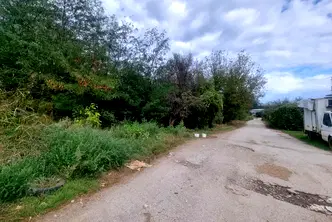 Парцел във Велико Търново, Дебелец