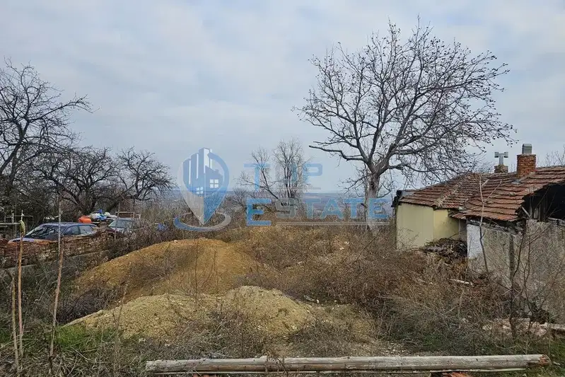 Парцел във Велико Търново, Горна Оряховица