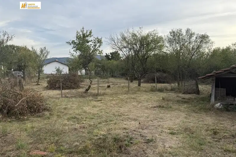 Plot in Veliko Tyrnovo, Chakali