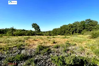 Парцел във Велико Търново, с. Момин сбор