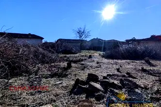 Парцел във Велико Търново, с. Никюп