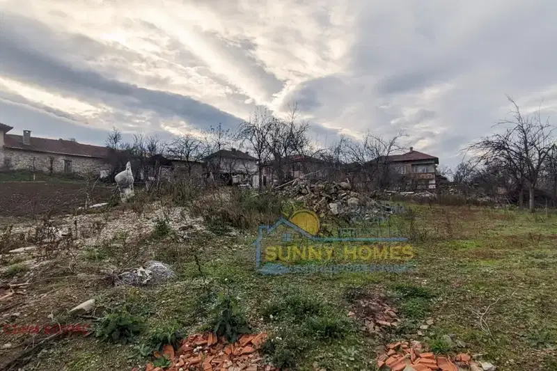 Plot in Oblast Veliko Tyrnovo, Prisovo