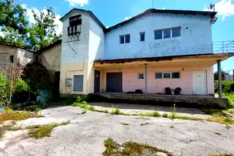 Промишлена сграда в Габрово, Промишлена зона