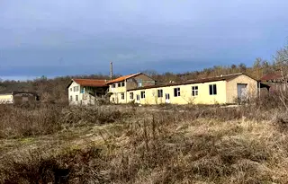 Промишлена сграда в Търговище, Промишлена зона