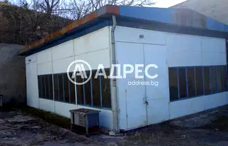 Промишлена сграда в Раз, Промишлена зона - Запад