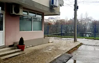 Промишлена сграда в Русе, Широк център