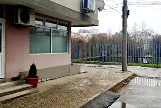 Промишлена сграда в Русе, Широк център