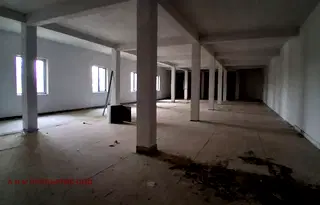Промишлена сграда в Благоев, Широк център