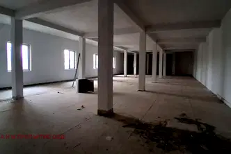 Промишлена сграда в Благоев, Широк център