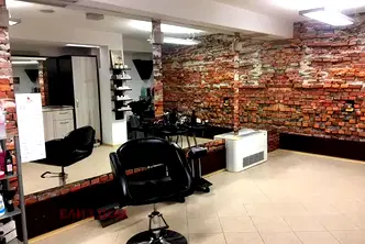 Промишлена сграда във Варна, Спортна зала