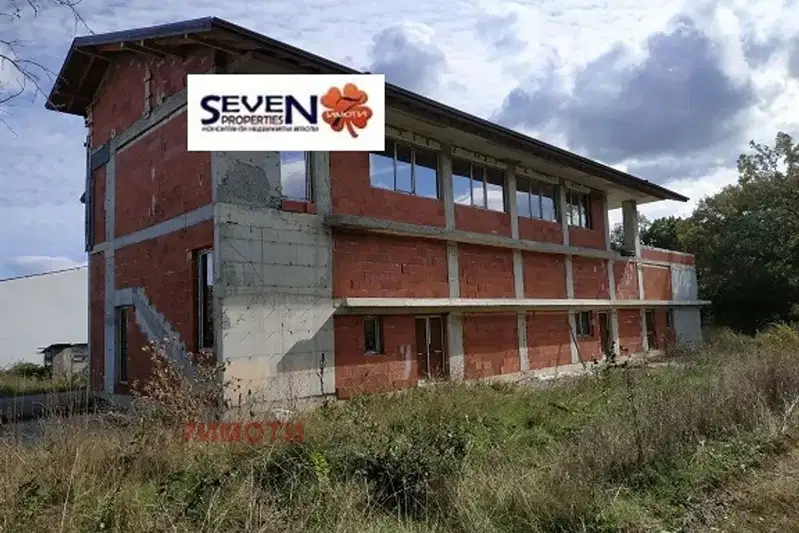 Industrial Building in Oblast Burgas, Velika