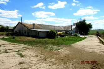 Промишлена сграда в Добрич, с. Абрит