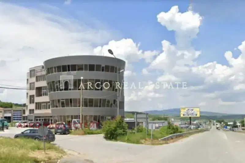 Industrial Building in Oblast Kyustendil, Dupnica