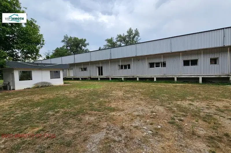 Industrial Building in Oblast Lovech, Slivek